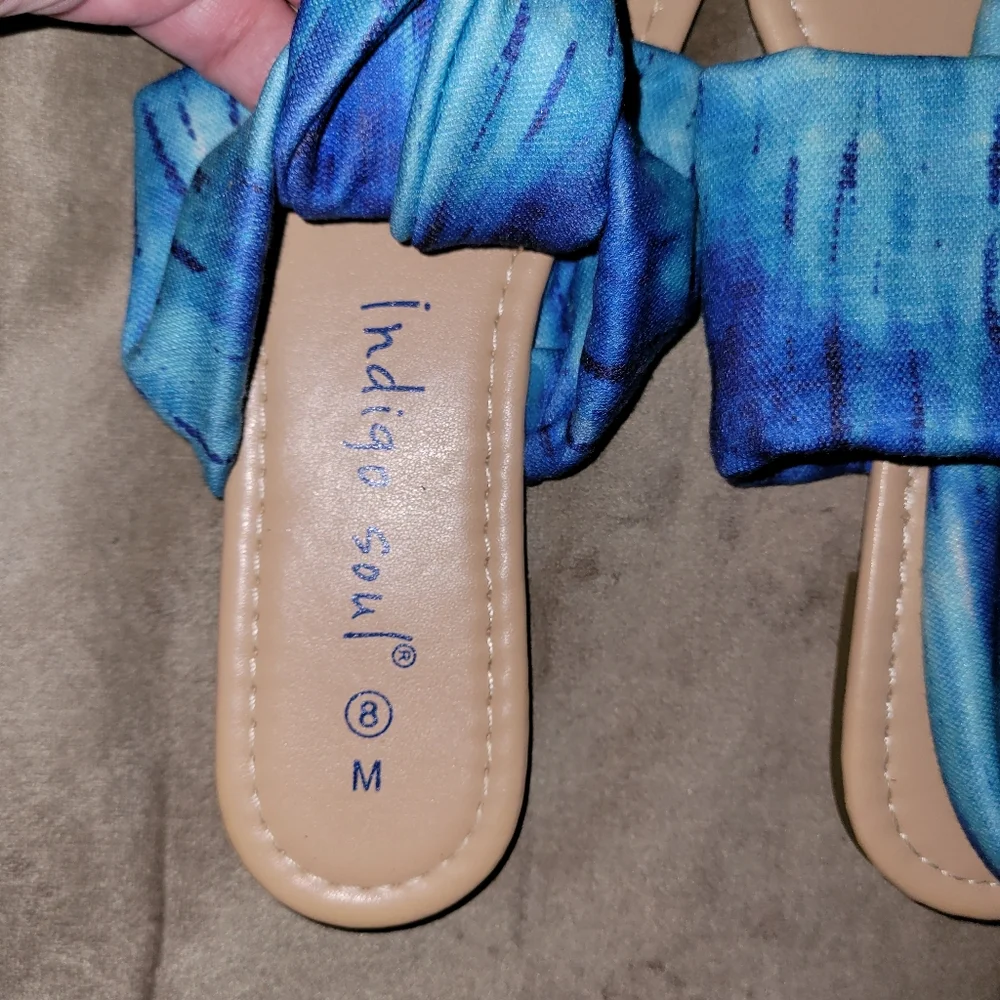 Like new INDIGO Blue flat sandles
